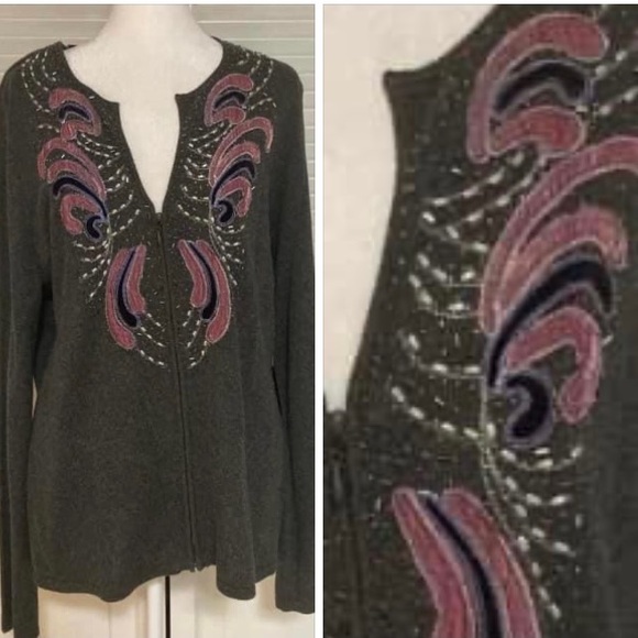 NWT Reba Lightweight Embroidered With Beads Gray & Pink/Purple Zip-up Cardigan - Picture 2 of 12